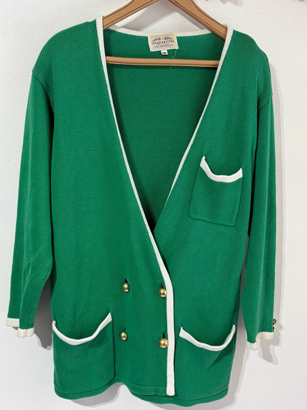 Susan Bristol Emerald Gn Knit Cardigan w/White Trim &Gold Buttons shoulder pads